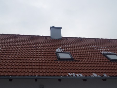 Nadstřešní část je tvořena návlekem Štuko